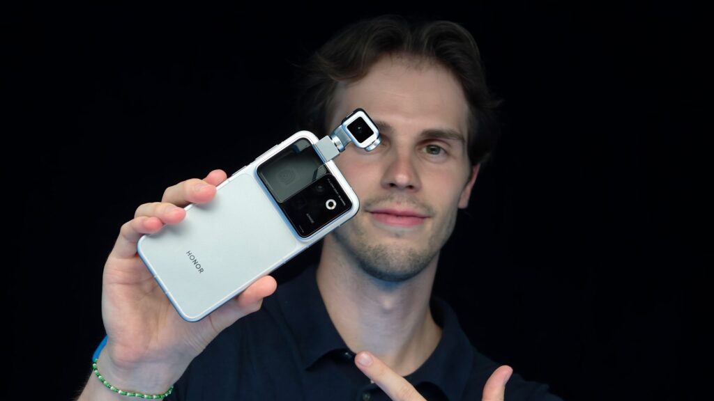 ‘Americans only dream of phones like these’ — the Honor Robot Phone is going viral, and commenters are calling it an ‘innovation light-years ahead of iPhone’