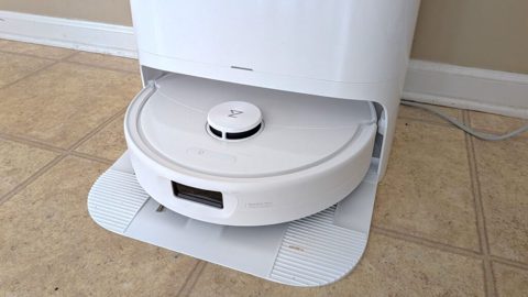 Detachable mop heads and top-tier cleaning make the affordable Roborock Qrevo 2 Pro a dream for mixed floors