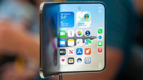 I spoke to Apple’s new VP of Hardware Engineering about why he’s ‘especially proud’ of the iPhone Duo’s hinge durability and the reliability of Ceramic Shield 2: ‘When I see someone put a screen protector on their iPhone, it makes my skin crawl’
