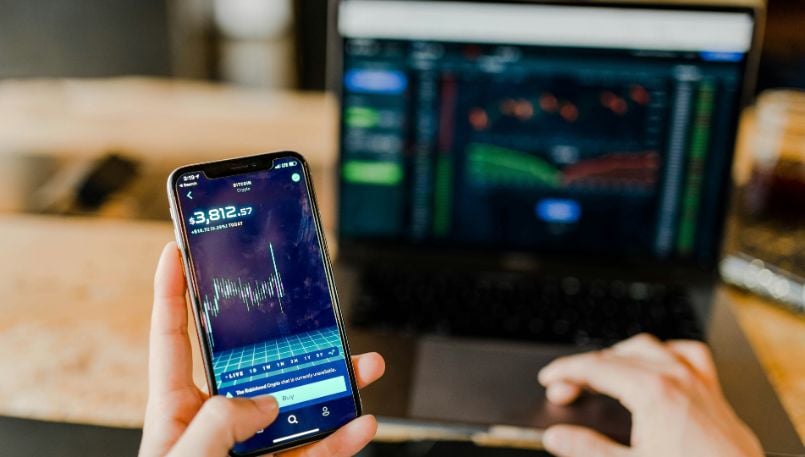 UK Fintech Investment Falls to Decade Low