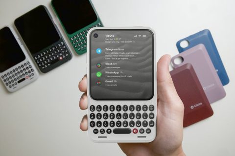Clicks’ $499 Keyboard Phone Is More Than a BlackBerry Throwback