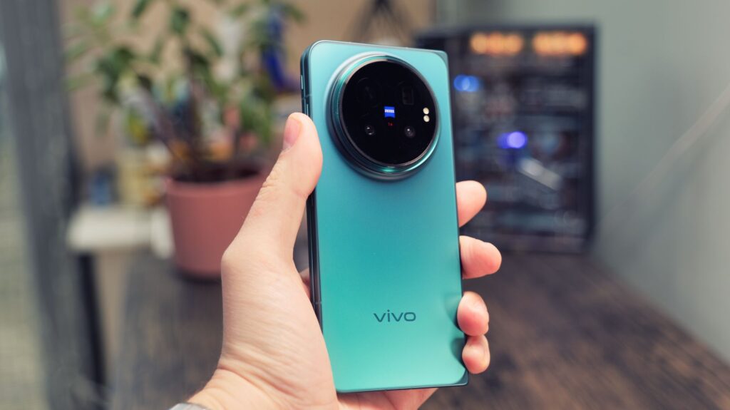 The Vivo X Fold 6 takes better photos than my iPhone 18 Pro and weighs less than the iPhone Duo — I’m obsessed