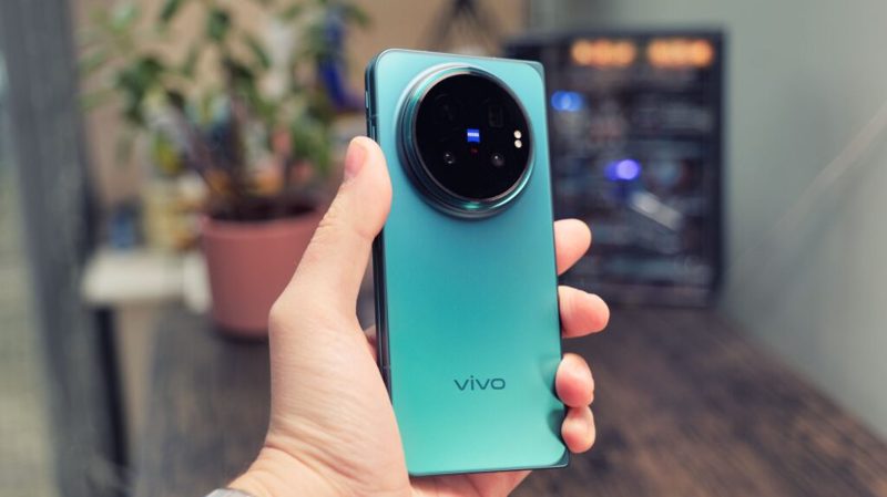 The Vivo X Fold 6 takes better photos than my iPhone 18 Pro and weighs less than the iPhone Duo — I’m obsessed
