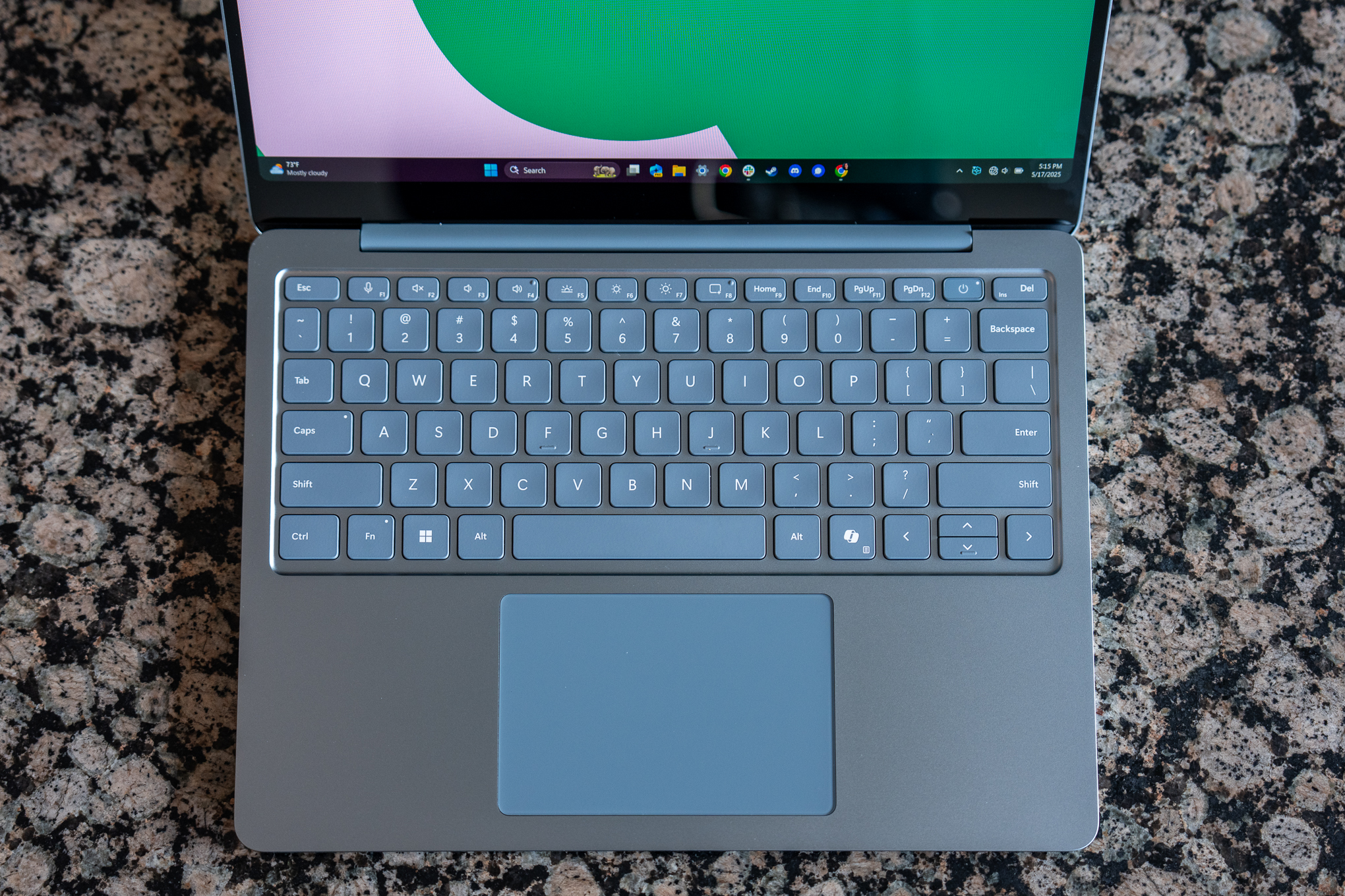 <em>This is a very good keyboard and trackpad.</em>