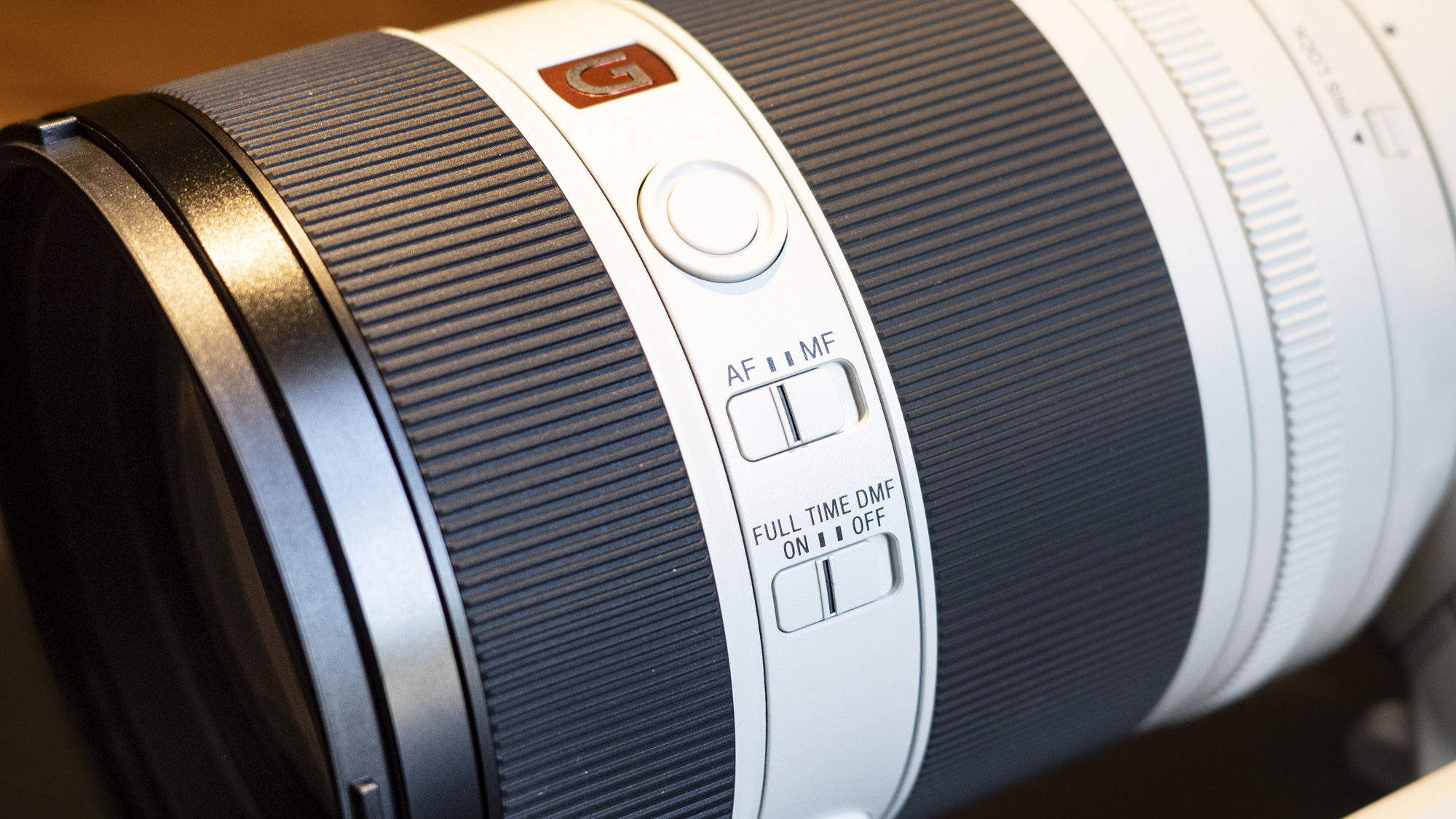 Closeup of the Sony FE 50-150mm F2 GM lens' external controls