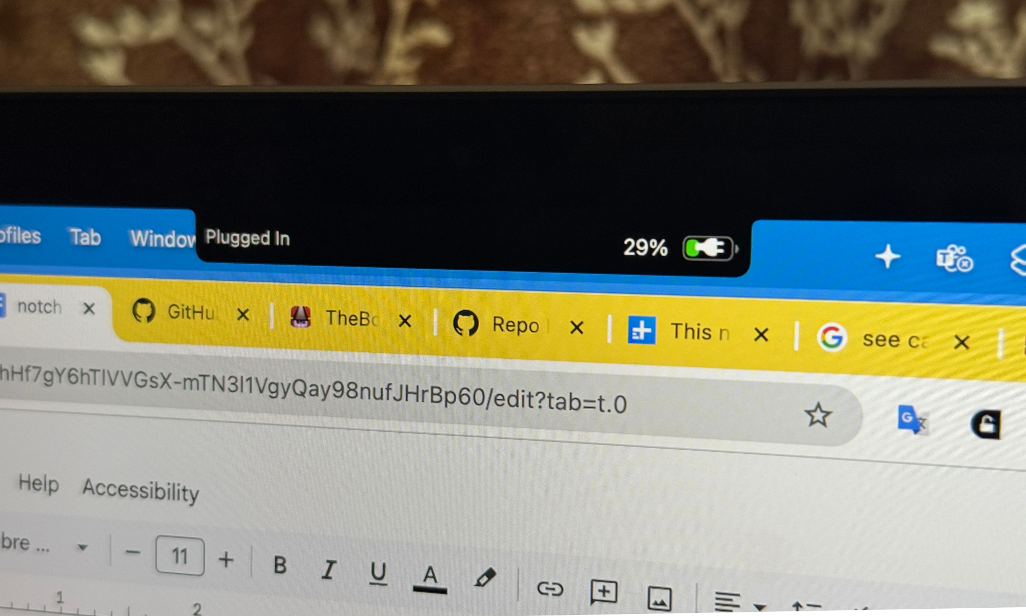 Charging indicator in the Boring Notch app.
