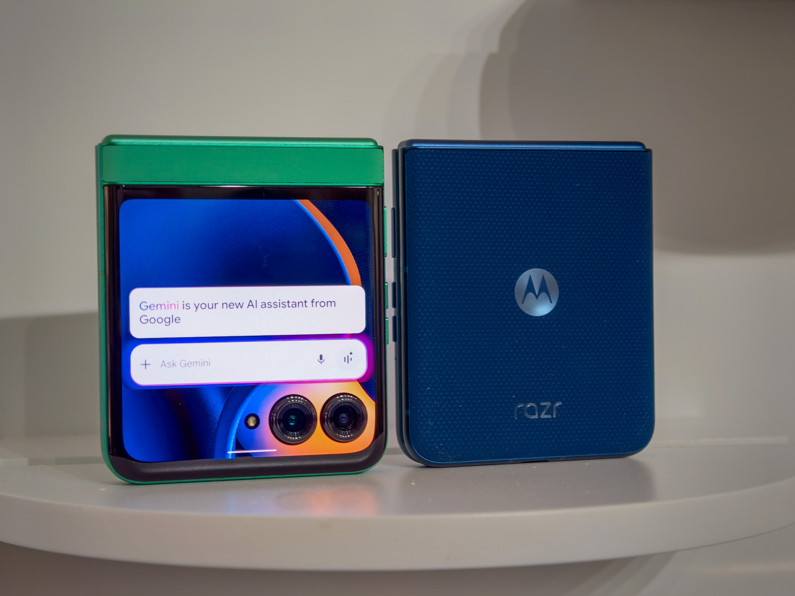 Moto Razr 2025 in Pantone Spring Bud green and Pantone Gibraltar Sea blue