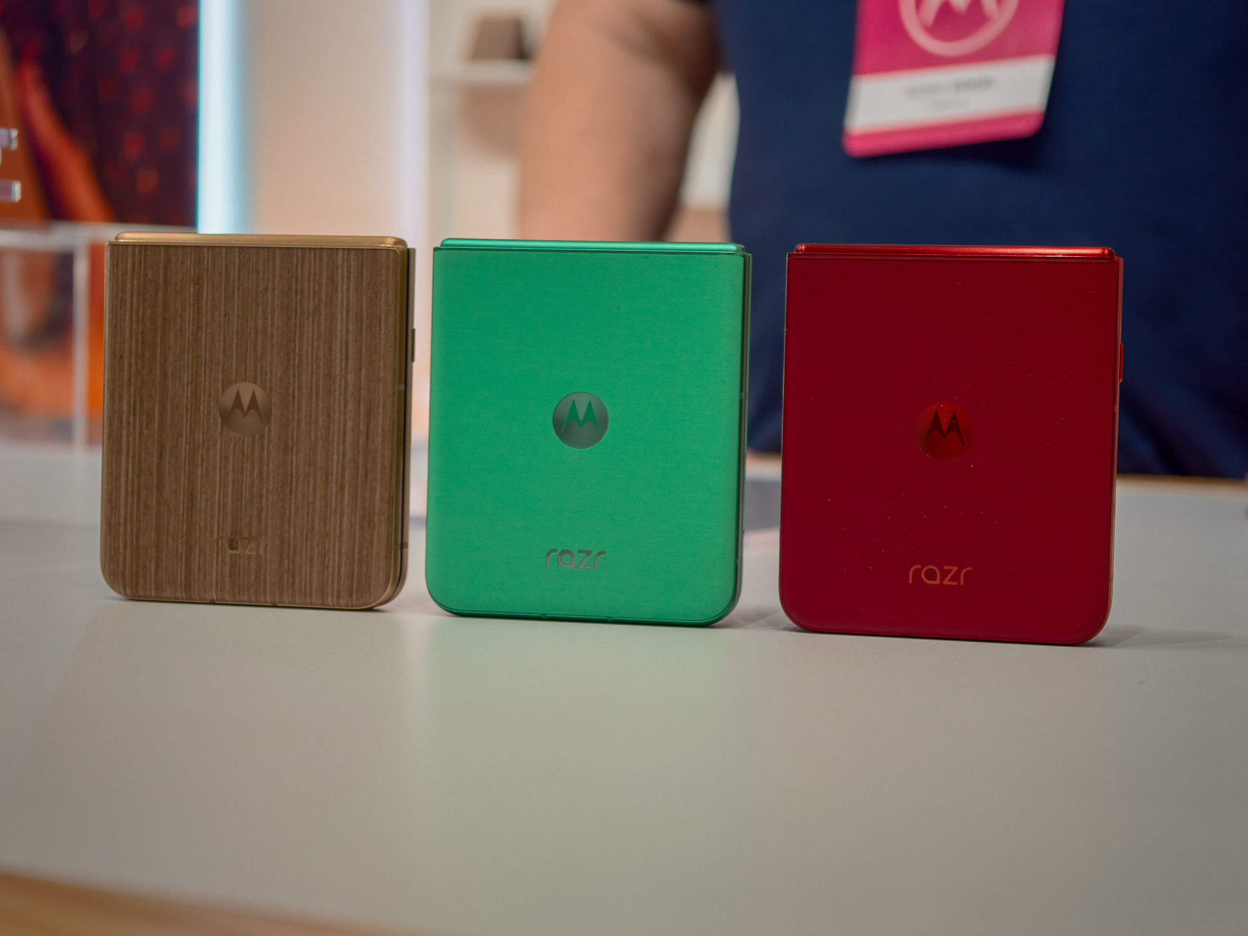 Moto Razr 2025 series colors and finishes