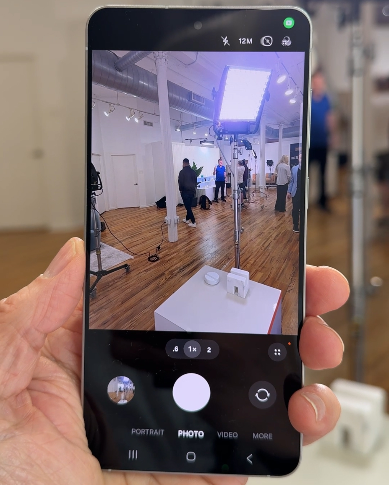 Samsung Galaxy S25 Edge camera views