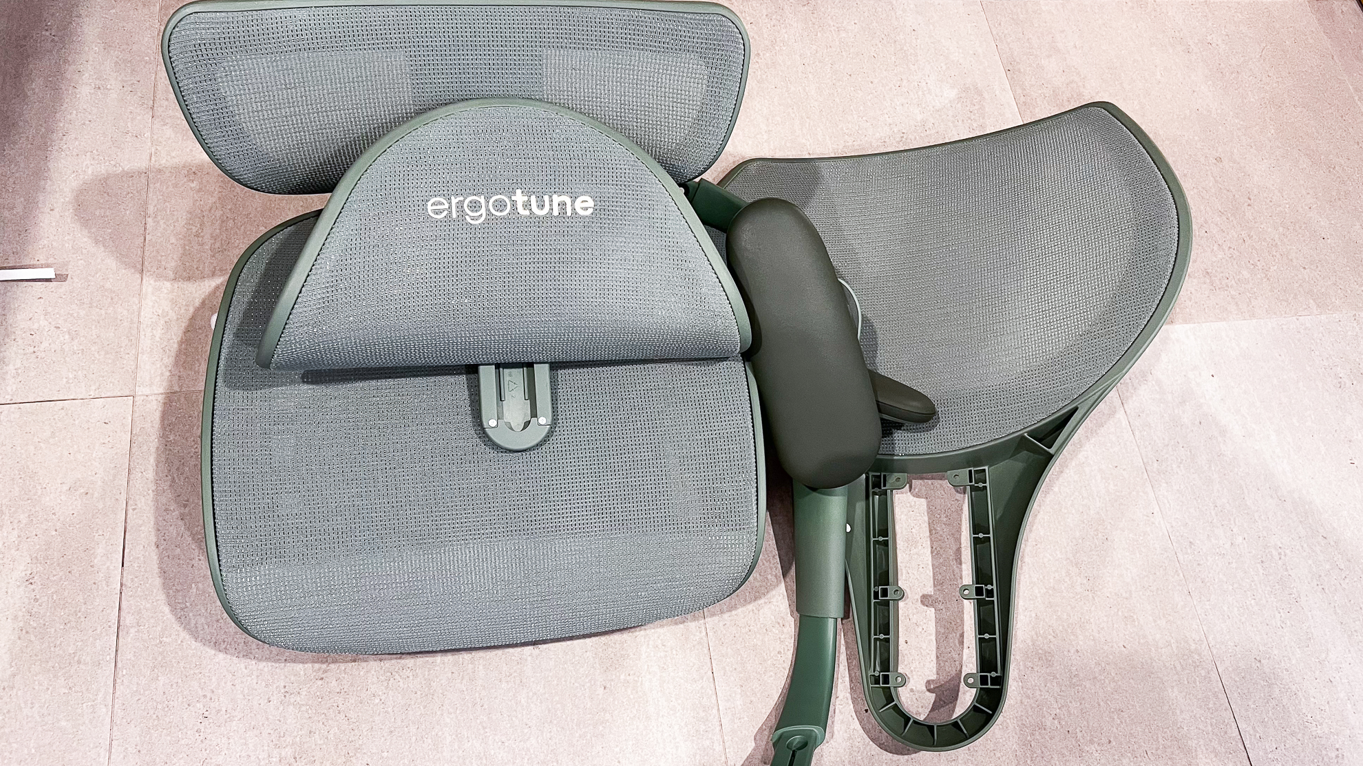 The larger parts of the ErgoTune Vesby office chair before assembly