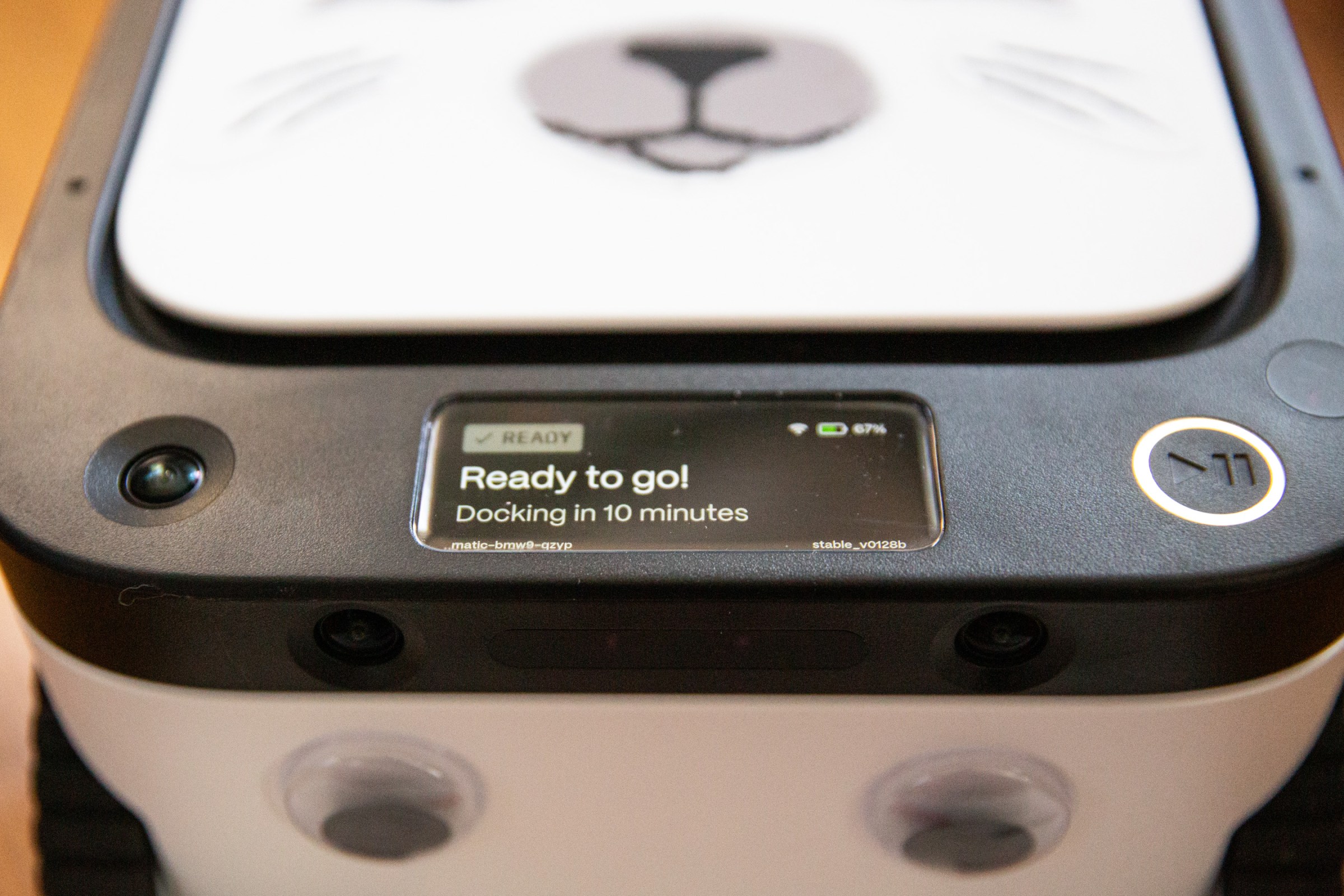 An LCD screen displays the robot’s current activity, including its remaining charge. You can also get alerts from the app.