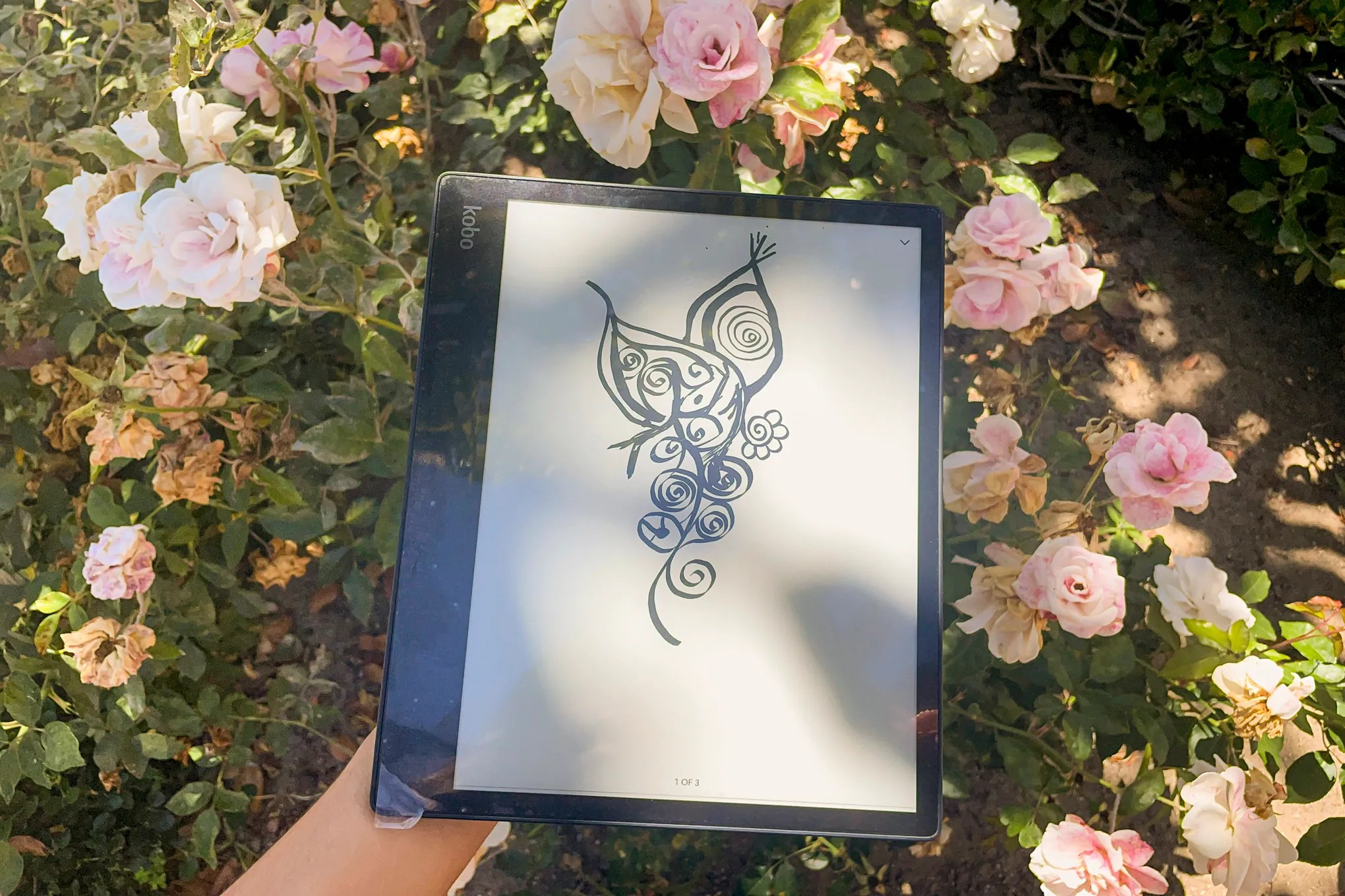 You can doodle in the Kobo Elipsa 2E using a variety of ink shades, pens, and brushes.