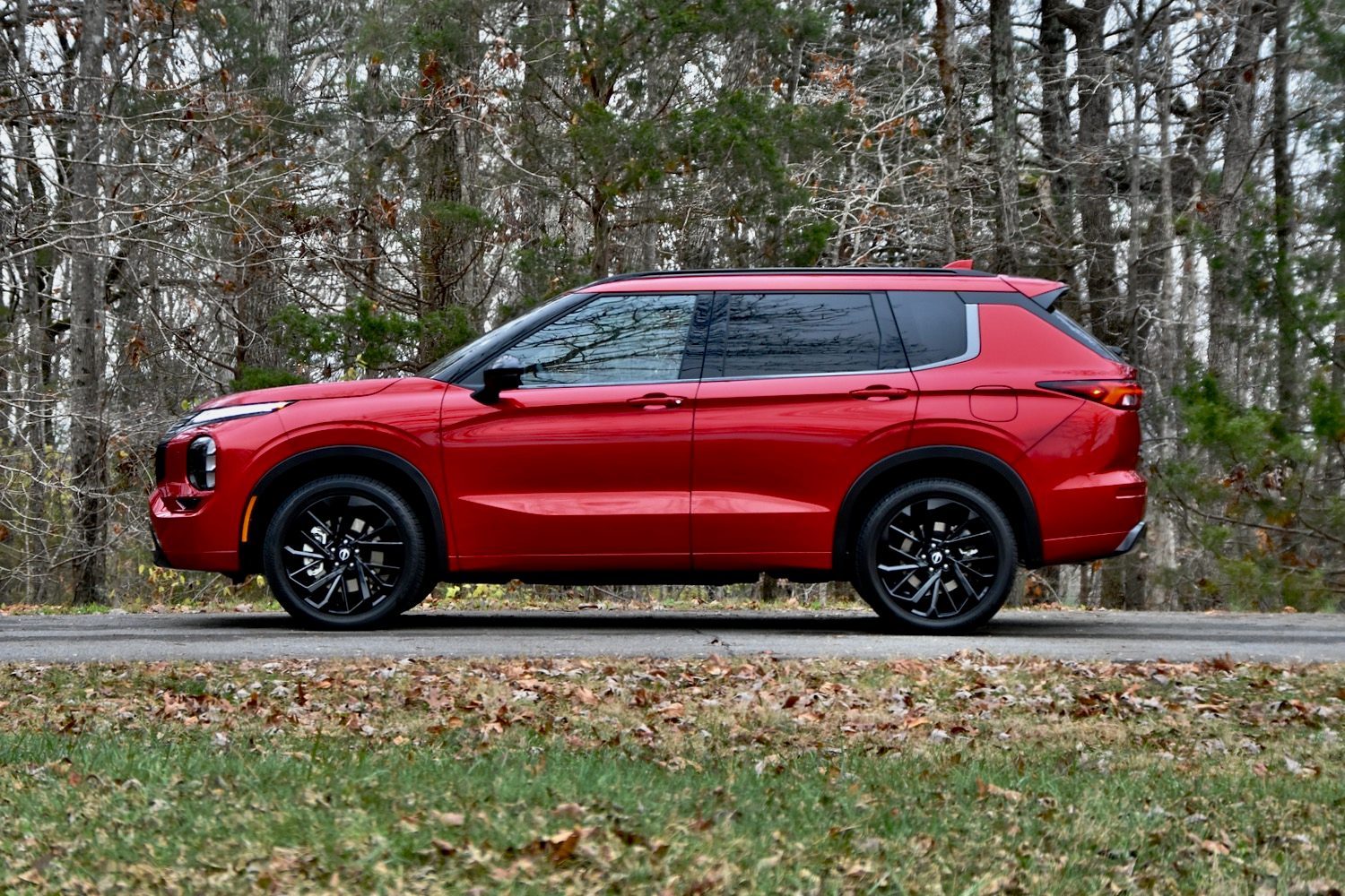 2026 Nissan Rogue Plug-In Hybrid profile view.