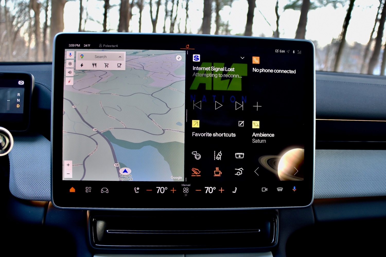2026 Polestar 4 touchscreen.