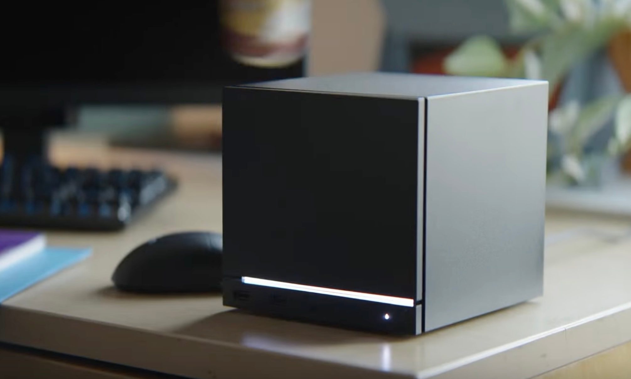 Side view of the Steam Machine
