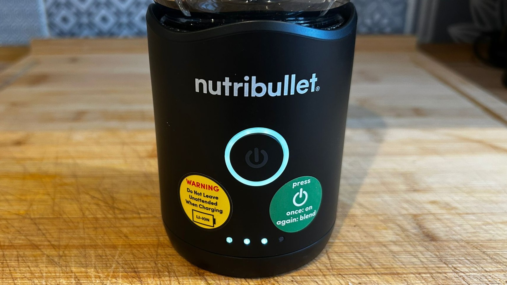 Nutribullet Flex blender control button
