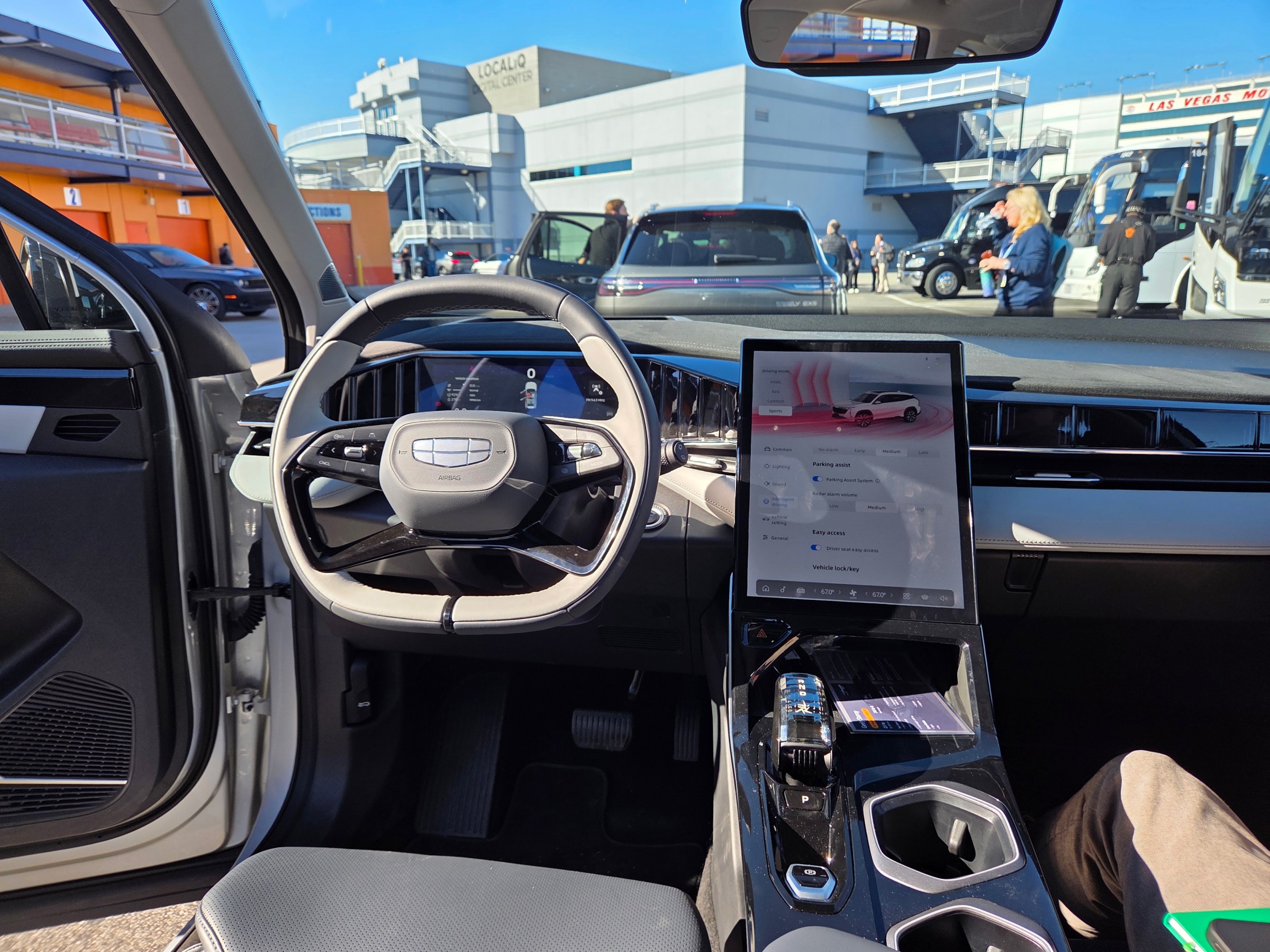 <em>Geely Starray</em>