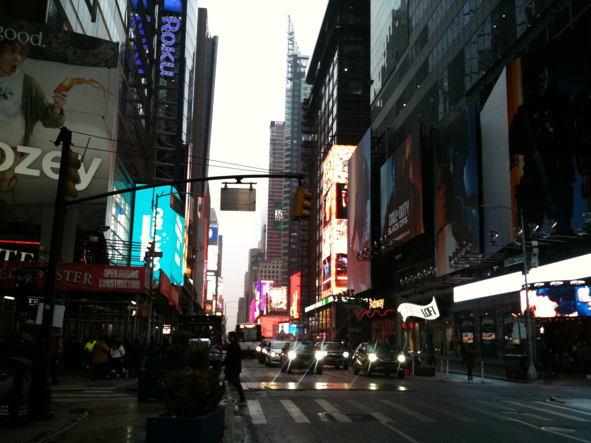 iPhone 3GS vs iPhone 17 Pro Max