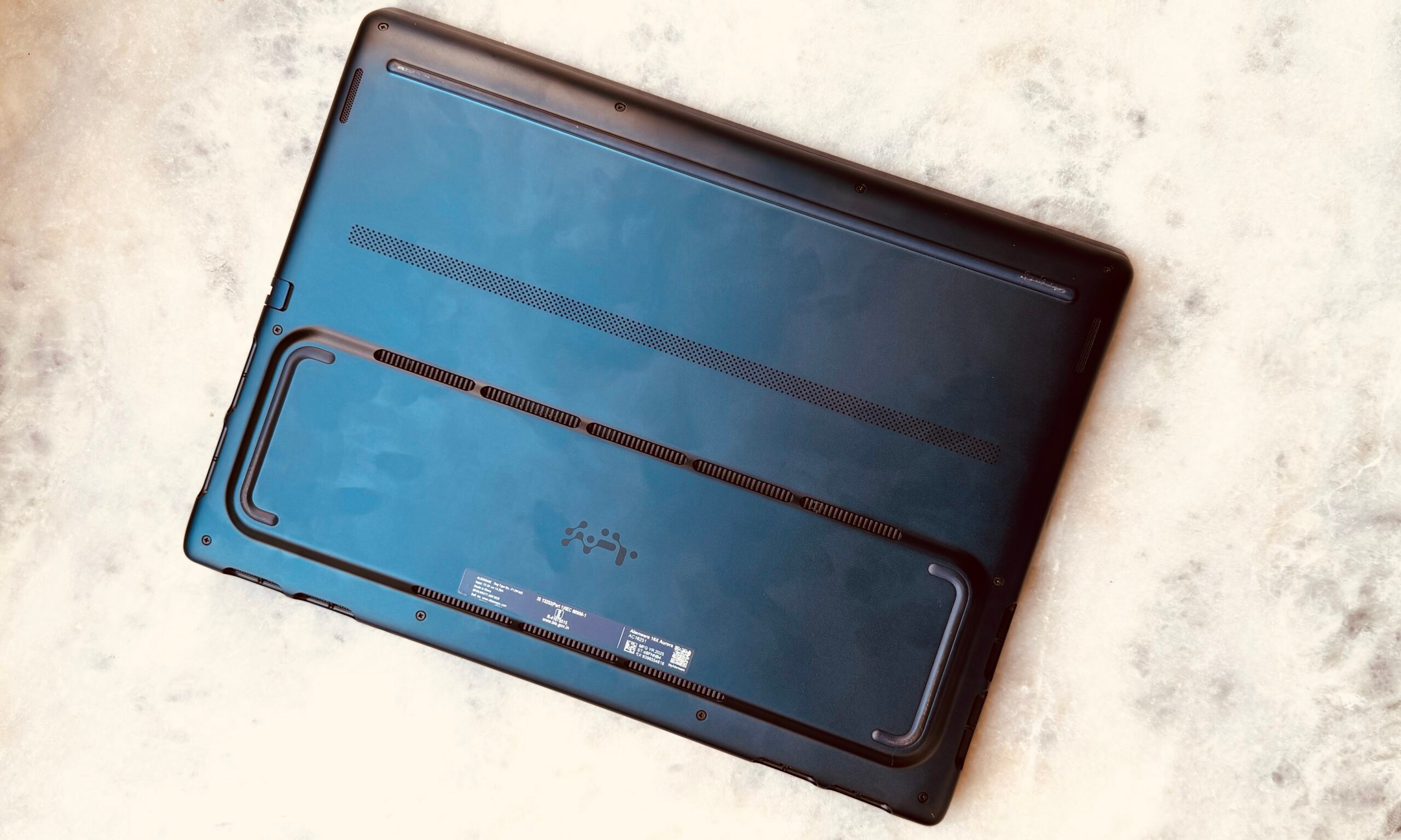 Dell Alienware 16X Aurora gaming laptop