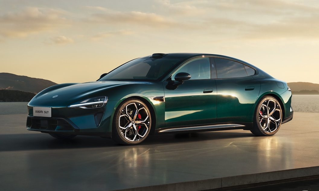 Xiaomi SU7 in Viridian Green