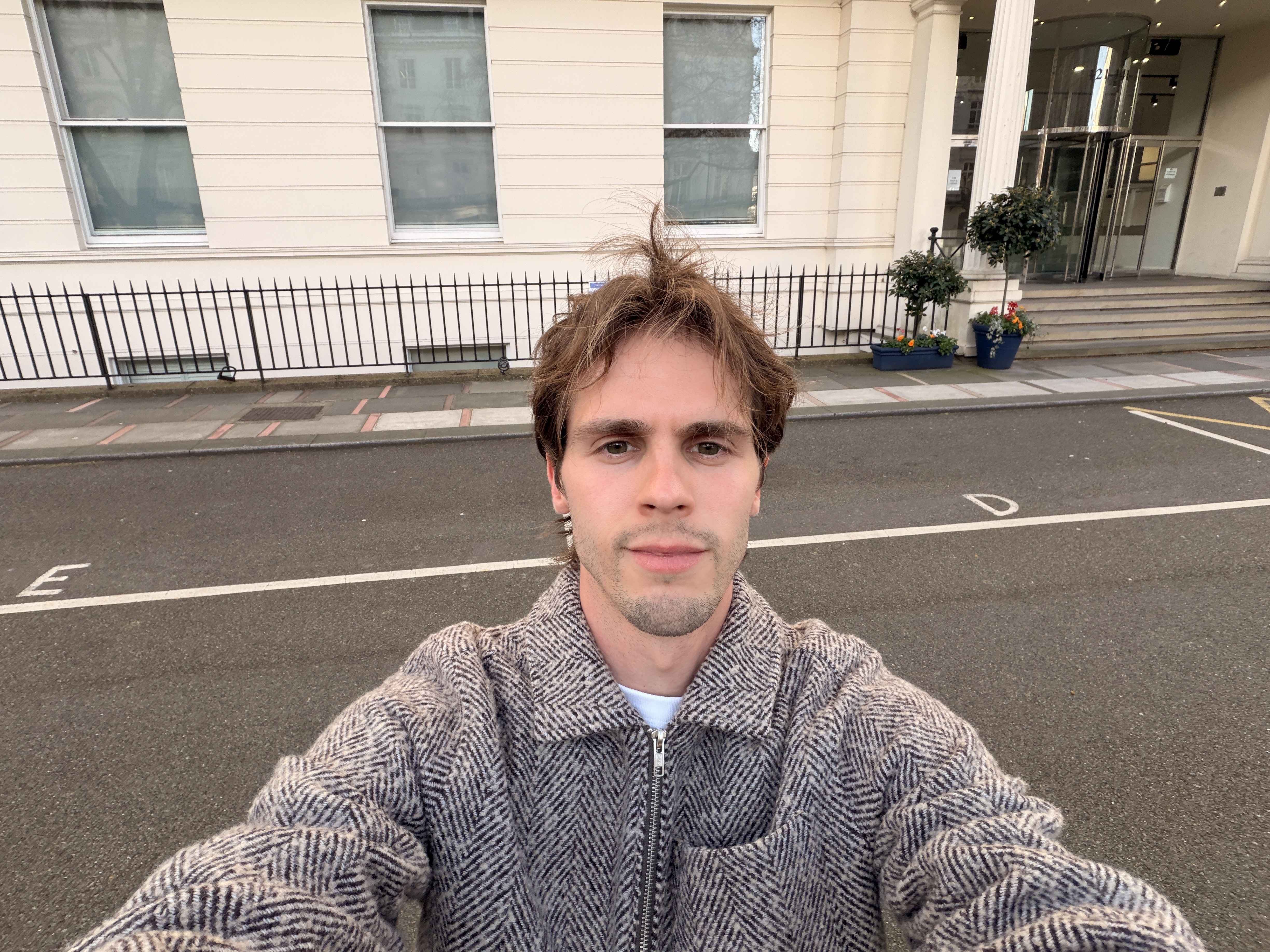 iPhone 17 Pro selfies