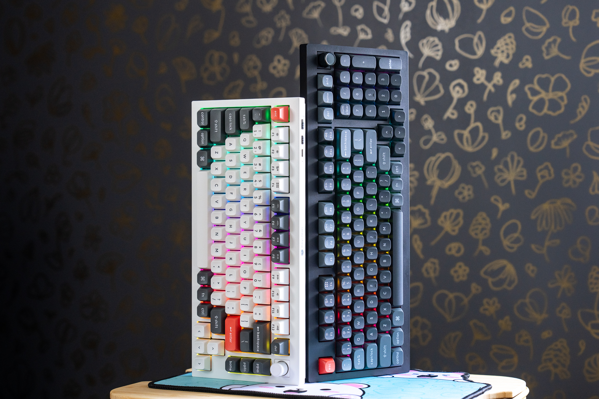 The V5 only adds about 2.5 inches of length over a 75 percent board like the Q1. I still prefer the smaller layout, but 1800 format is a nice alternative to full-size.