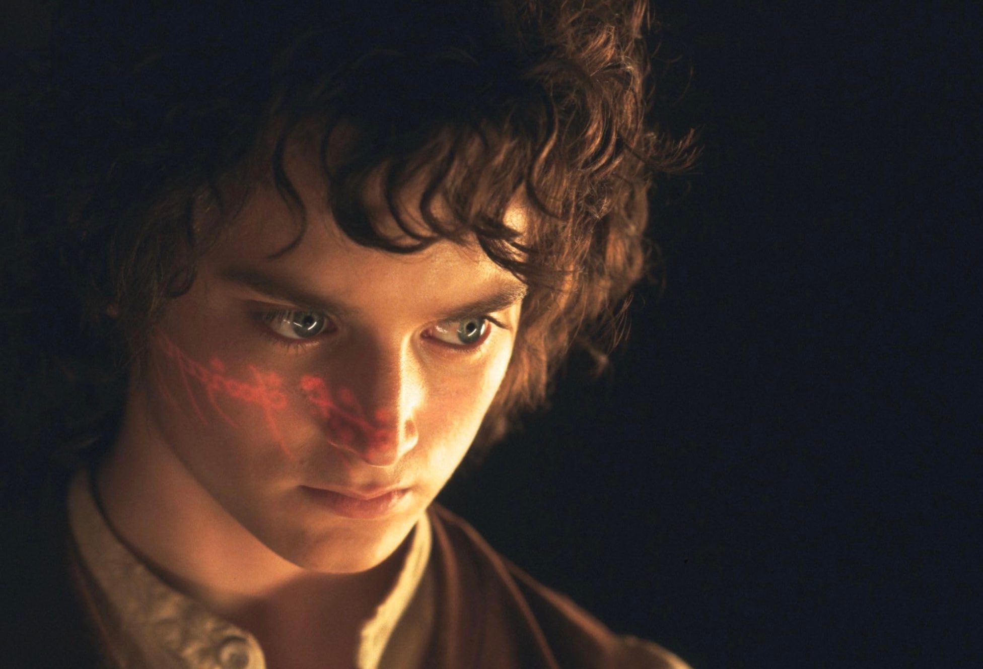 elijah-wood-frodo-hunt-for-gollum
