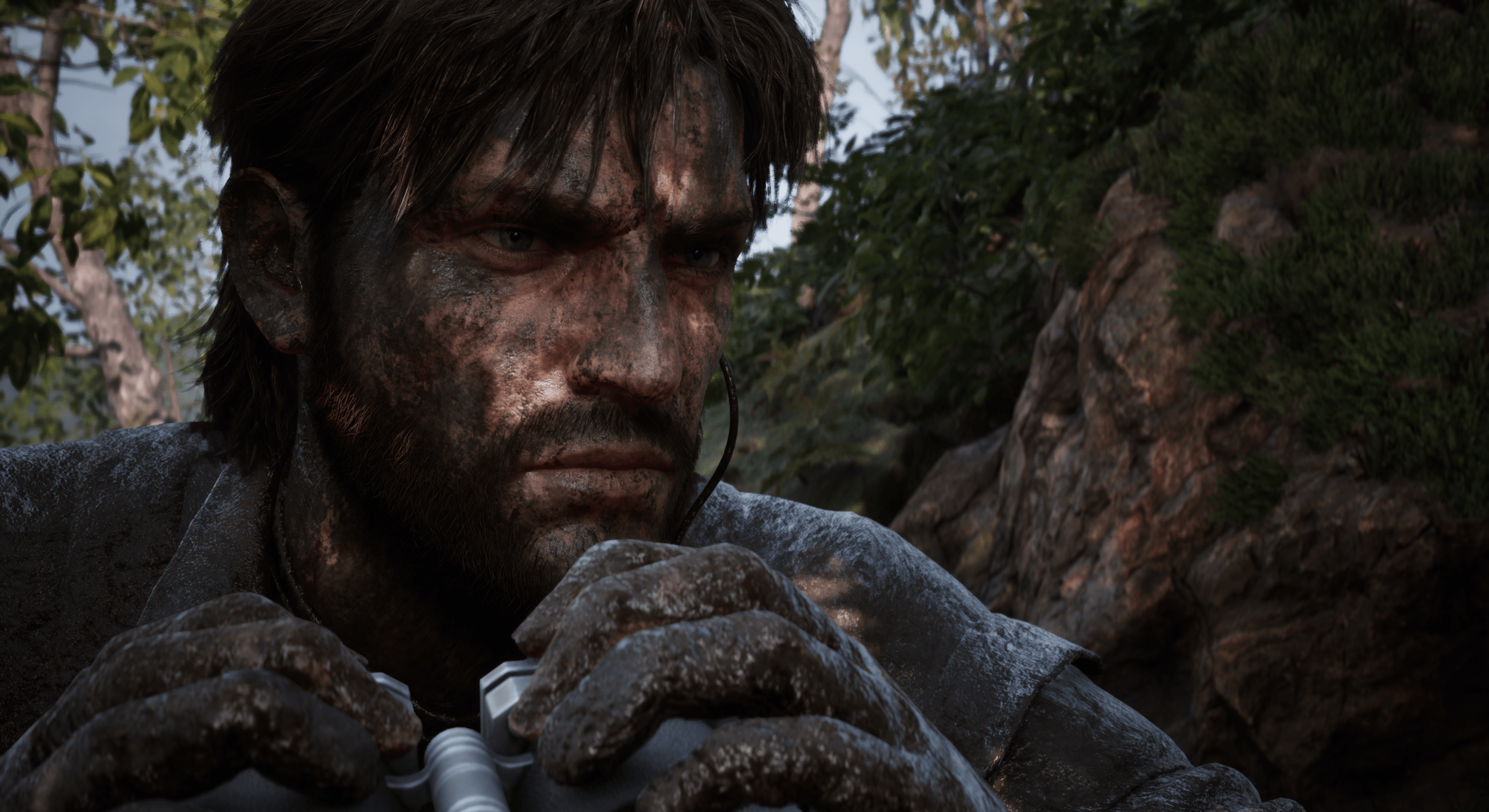 Snake holds binoculars in Metal Gear Solid Delta: Snake Eater.