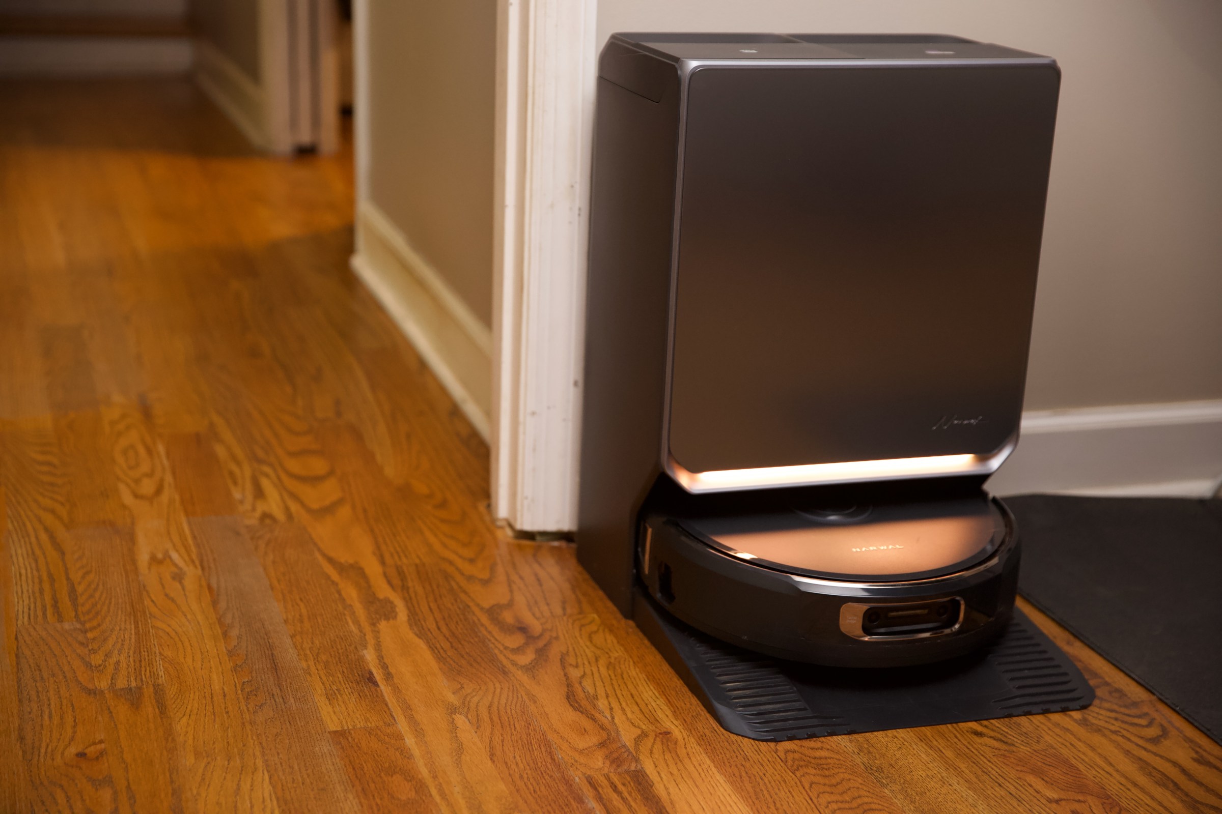 The Narwal Flow 2’s multifunction dock is sleek and compact. Its LED light bar is also customizable.