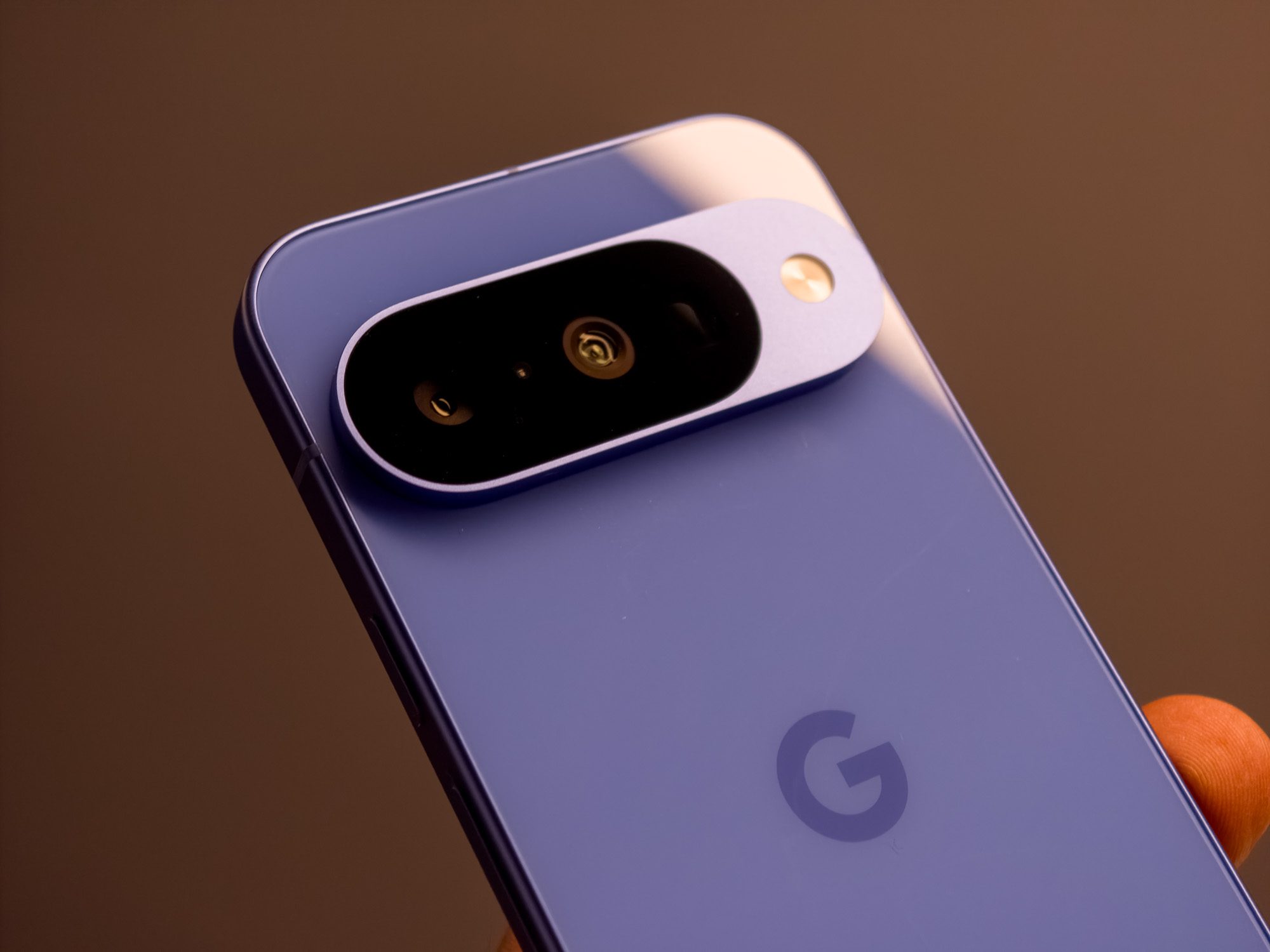 Google Pixel 10 Indigo