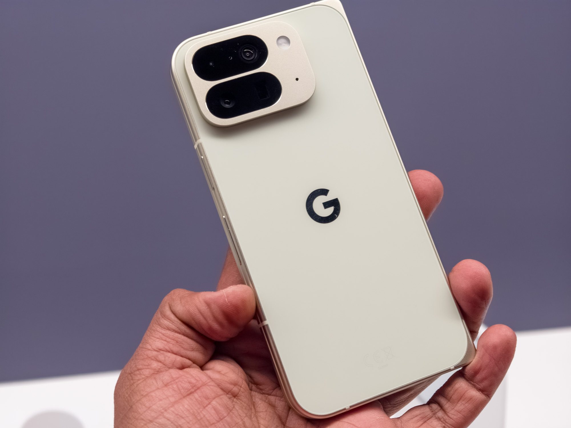 Google Pixel 10 Pro Fold in Jade