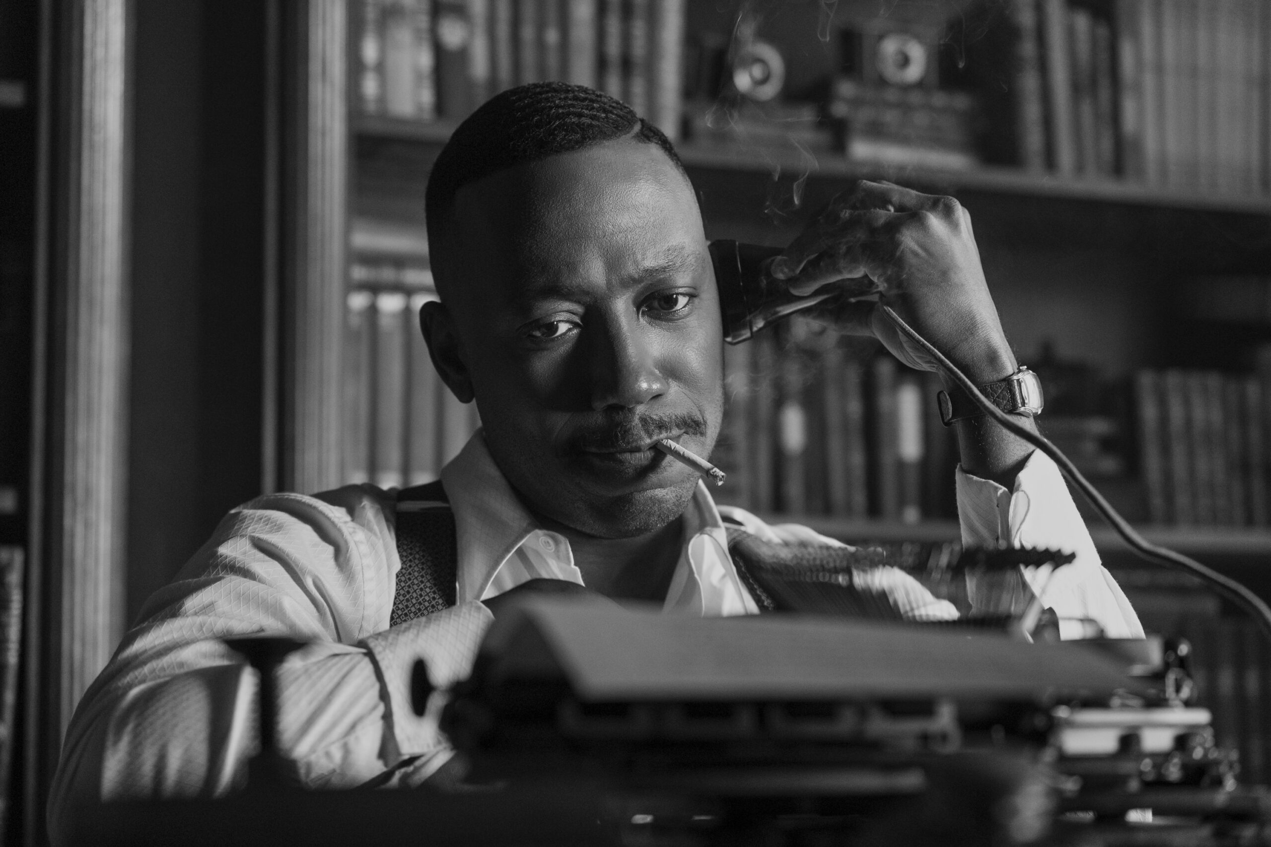 “Robbie Robertson” (Lamorne Morris) in a scene from Prime Video’s Spider-Noir.