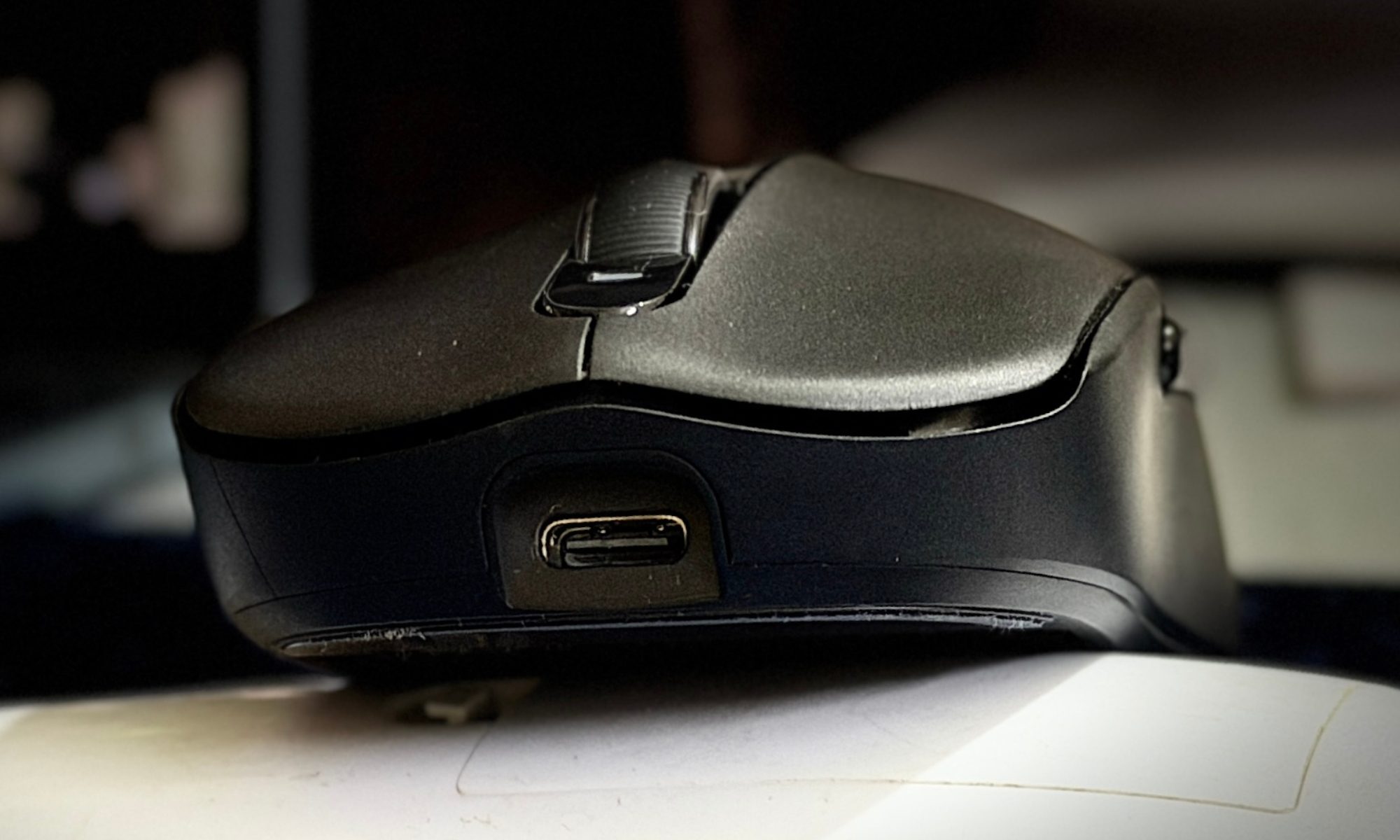 Akko Dash V9 Ultra mouse.