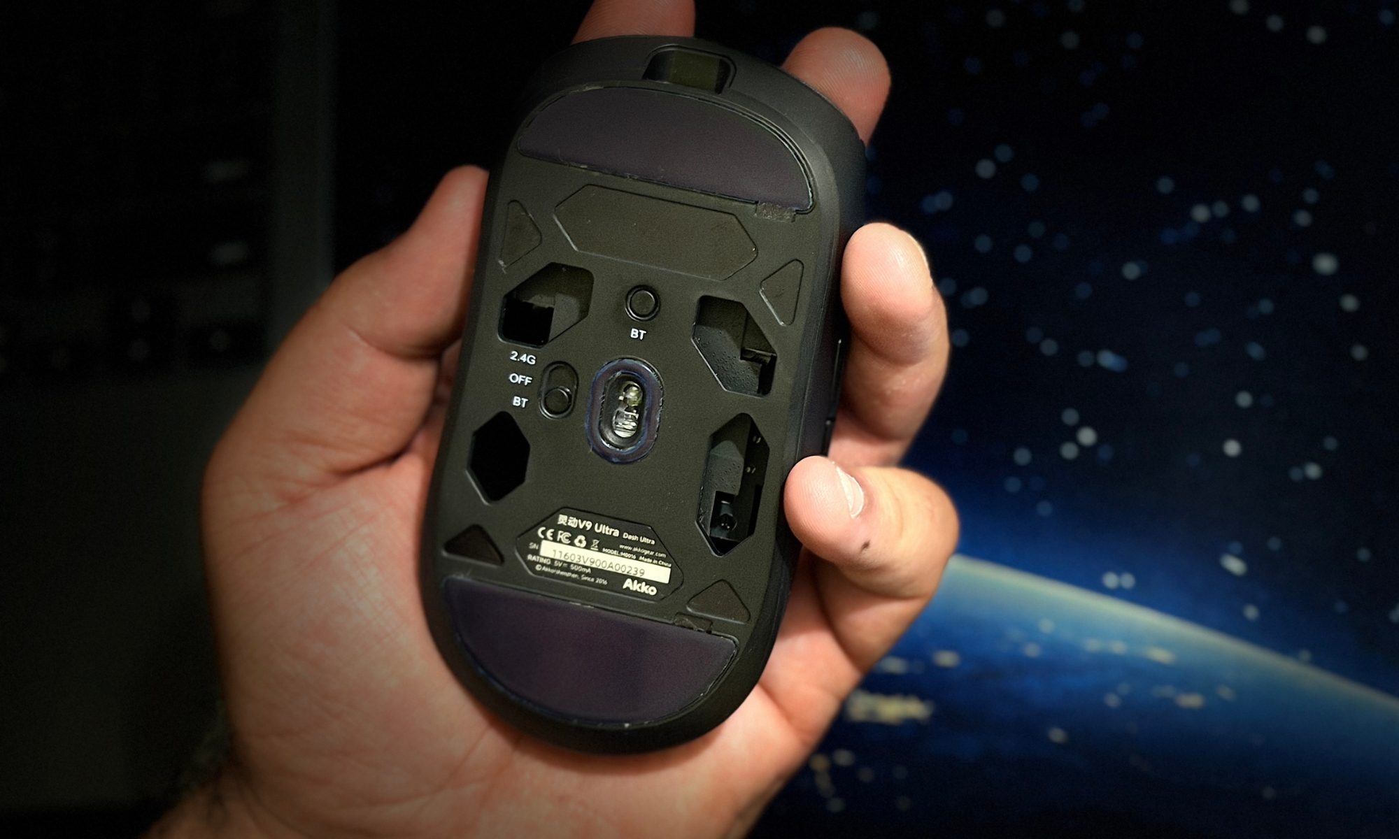 Akko Dash V9 Ultra mouse.