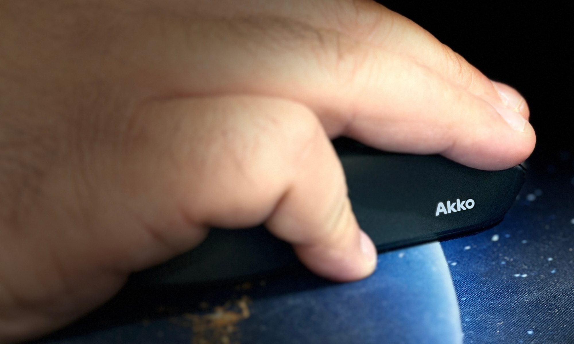 Akko Dash V9 Ultra mouse.