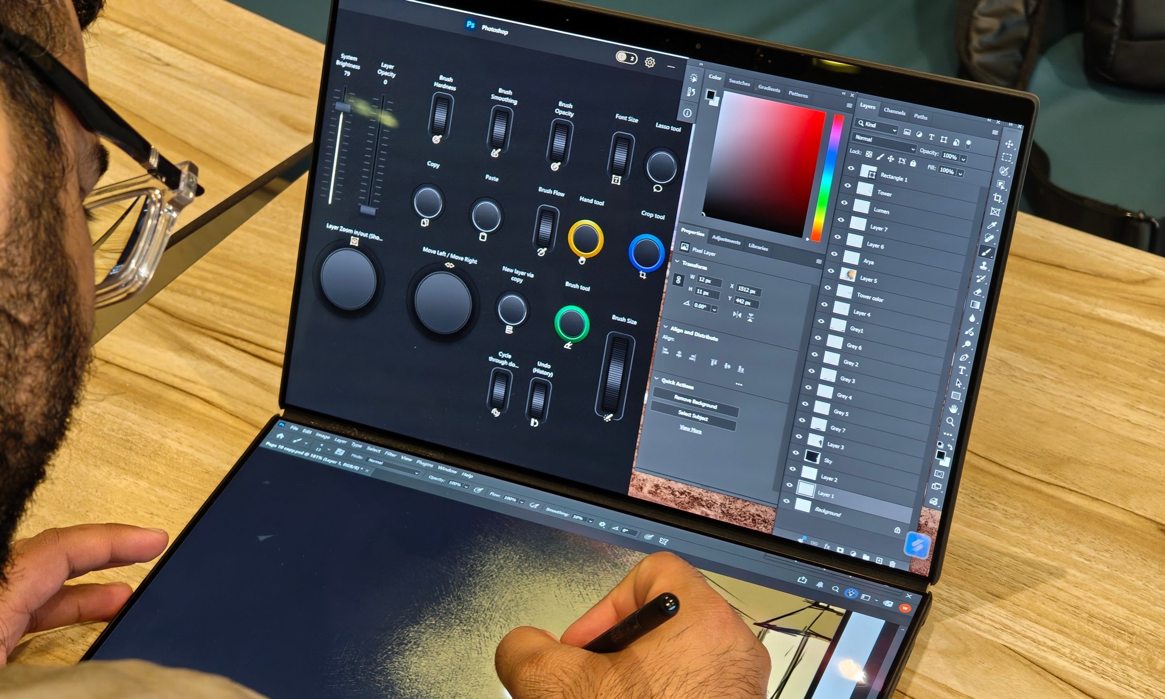 Sketching on the ASUS Zenbook Duo