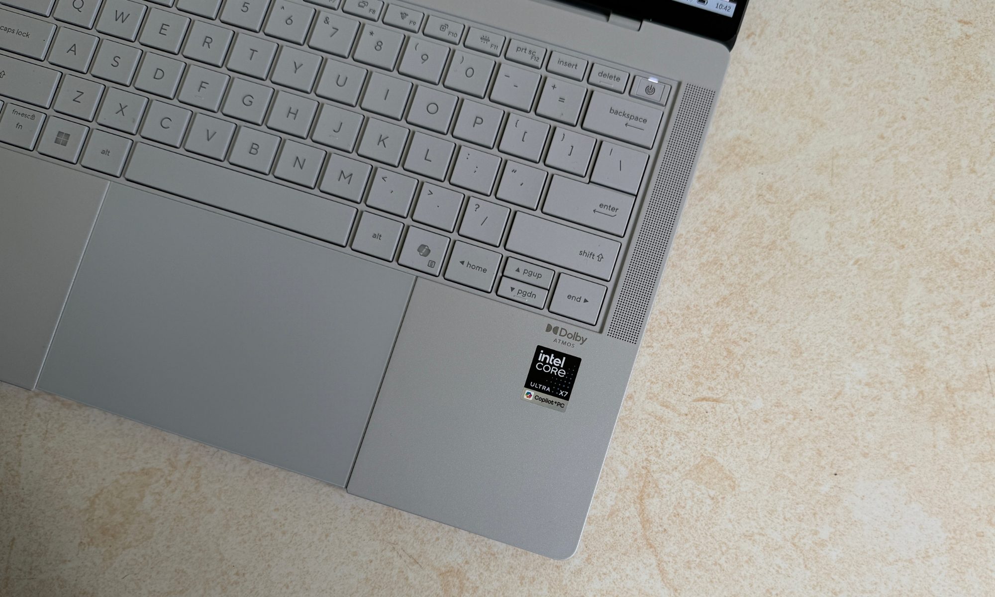 Asus ExpertBook Ultra laptop