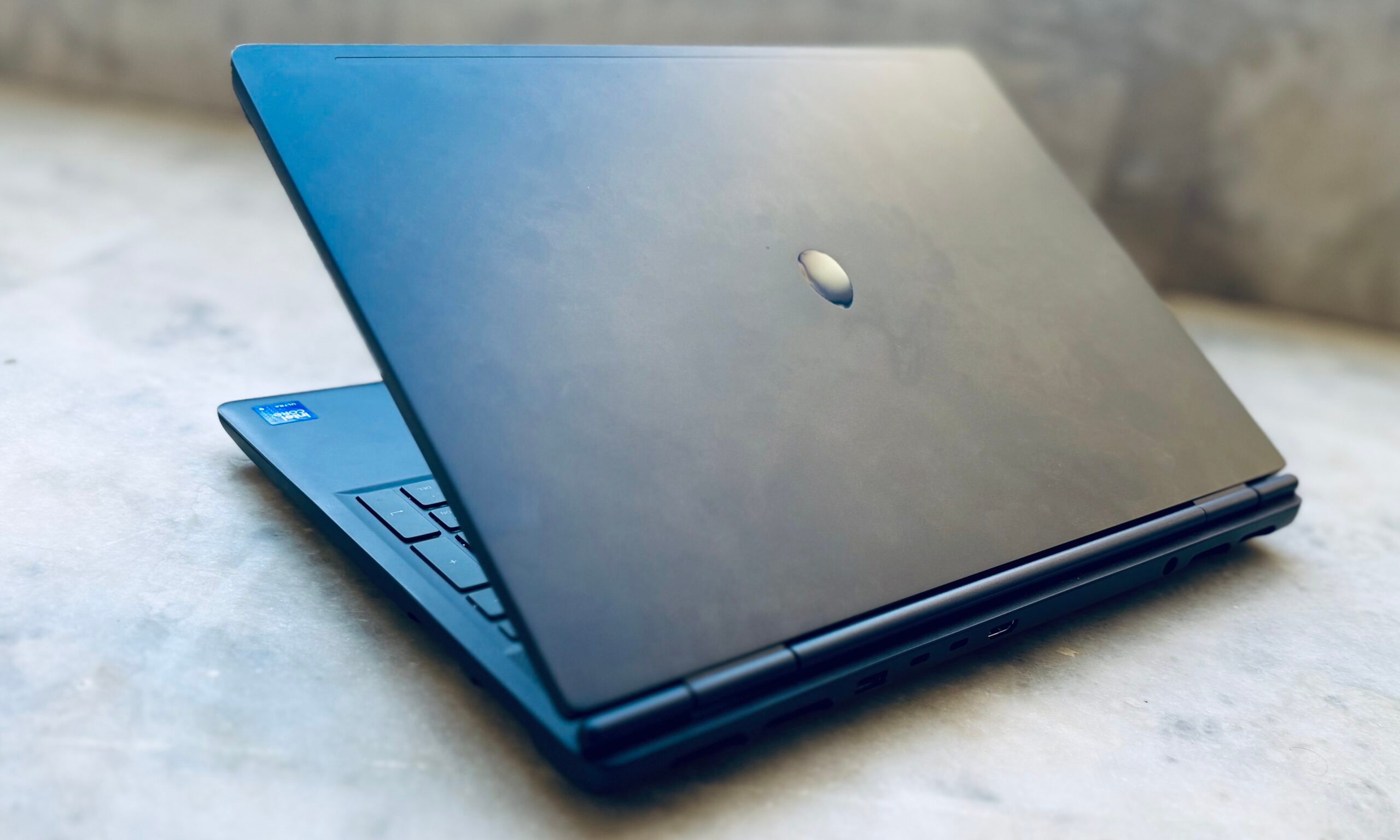 Dell Alienware 16X Aurora gaming laptop