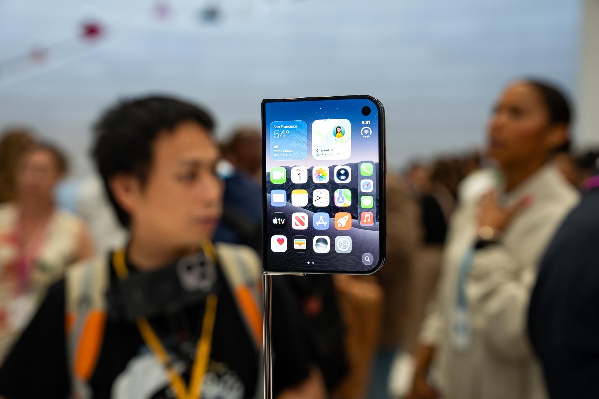 A photo of the iPhone Duo.